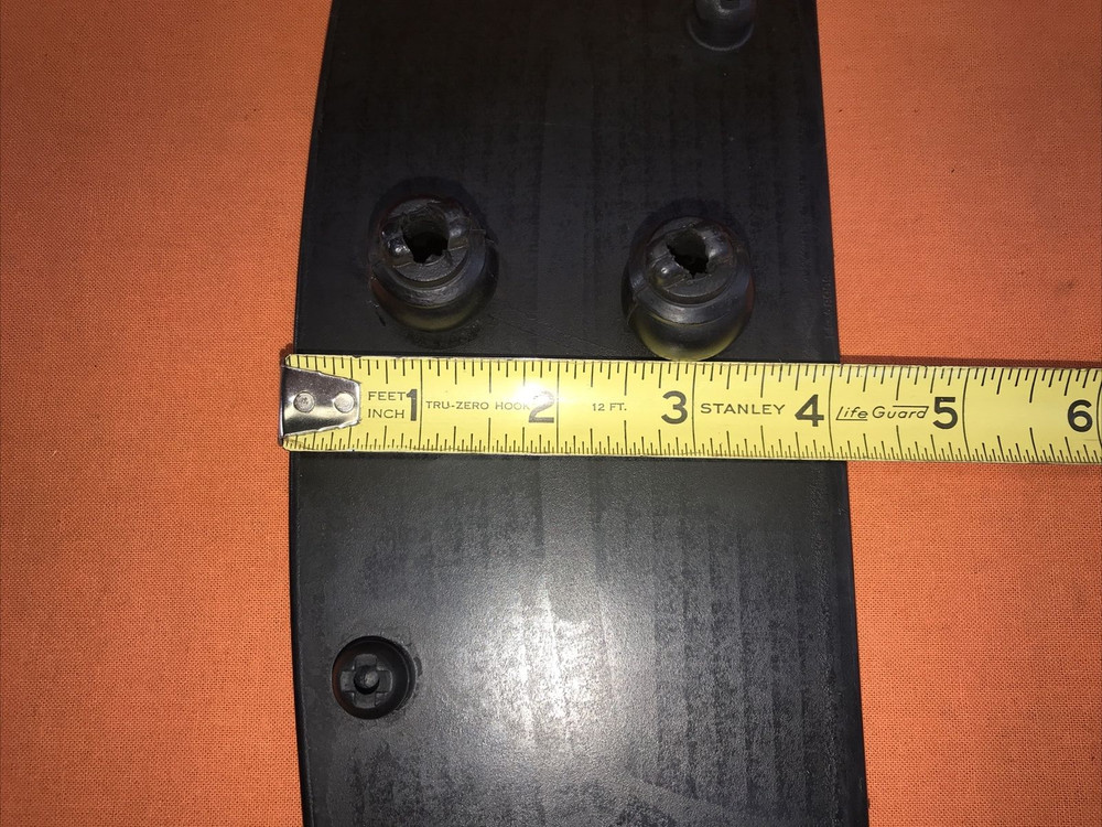 HARLEY-DAVIDSON GENUINE STREAMLINER FLOORBOARD RUBBER INSERT-RIGHT SIDE ONLY!