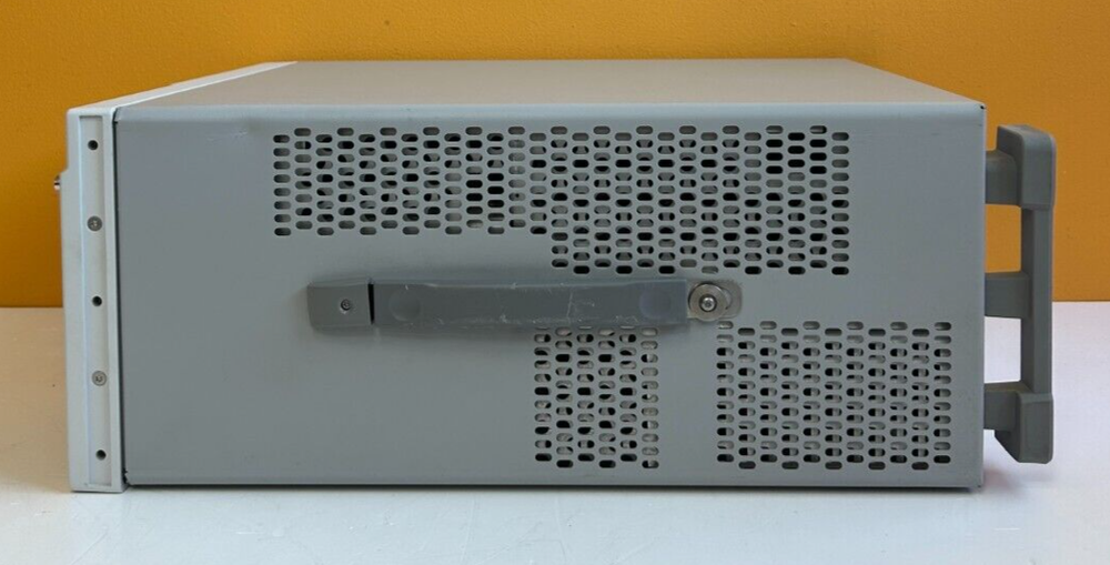 Agilent / HP 86100A-001, 300 Mhz CPU, Digital Communications Analyzer. Tested!