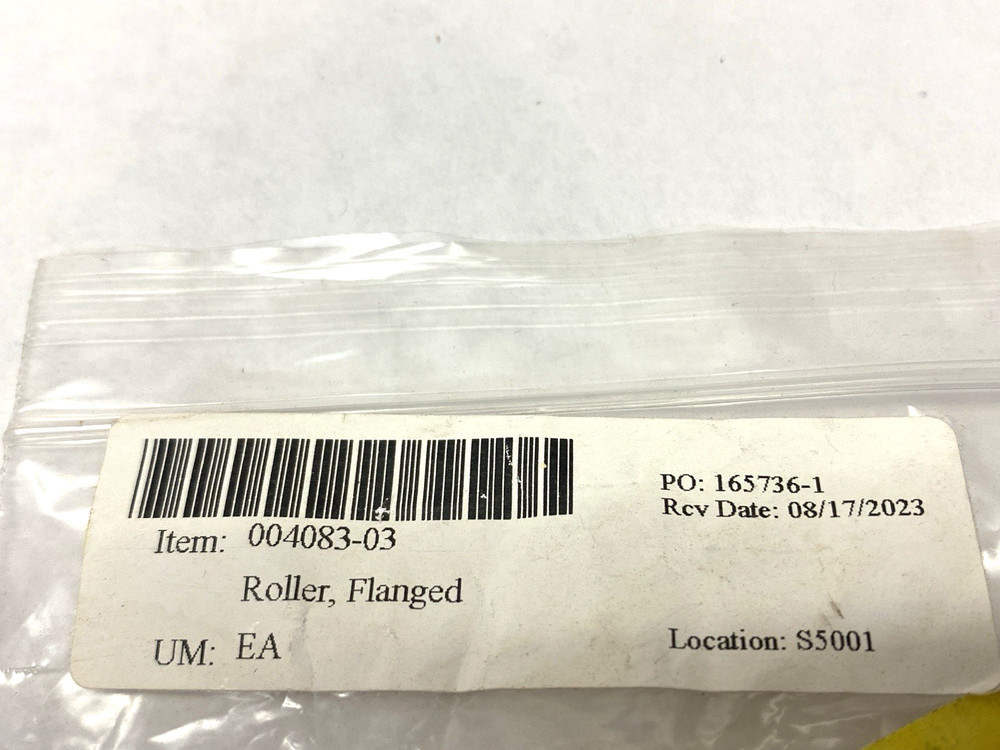 004083-03 Flanged Roller CO698022