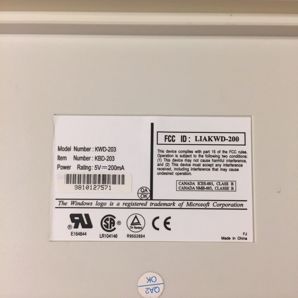 Vintage KBD-203 Keyboard