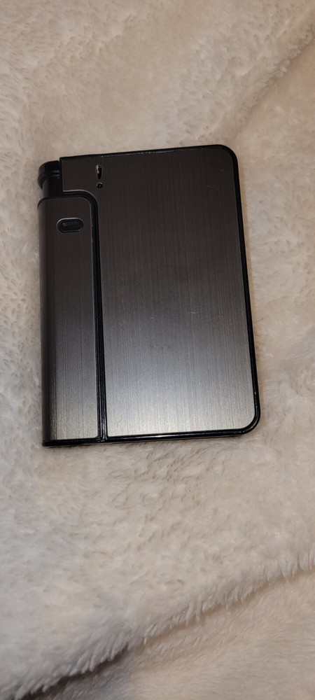 FOCUS Automatic Loading Cigarette Case Dispenser with Lighter Space Pre-owned