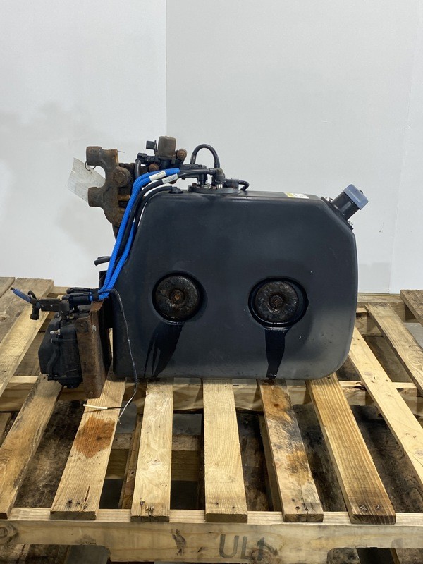 2017 Freightliner Business Class M2 DEF Tank A0431372003 (657-11326)