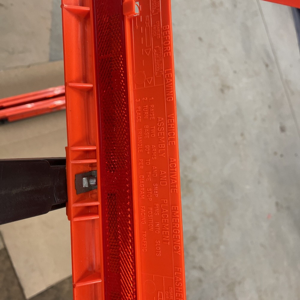 Hella Emergency Triangle use Safety