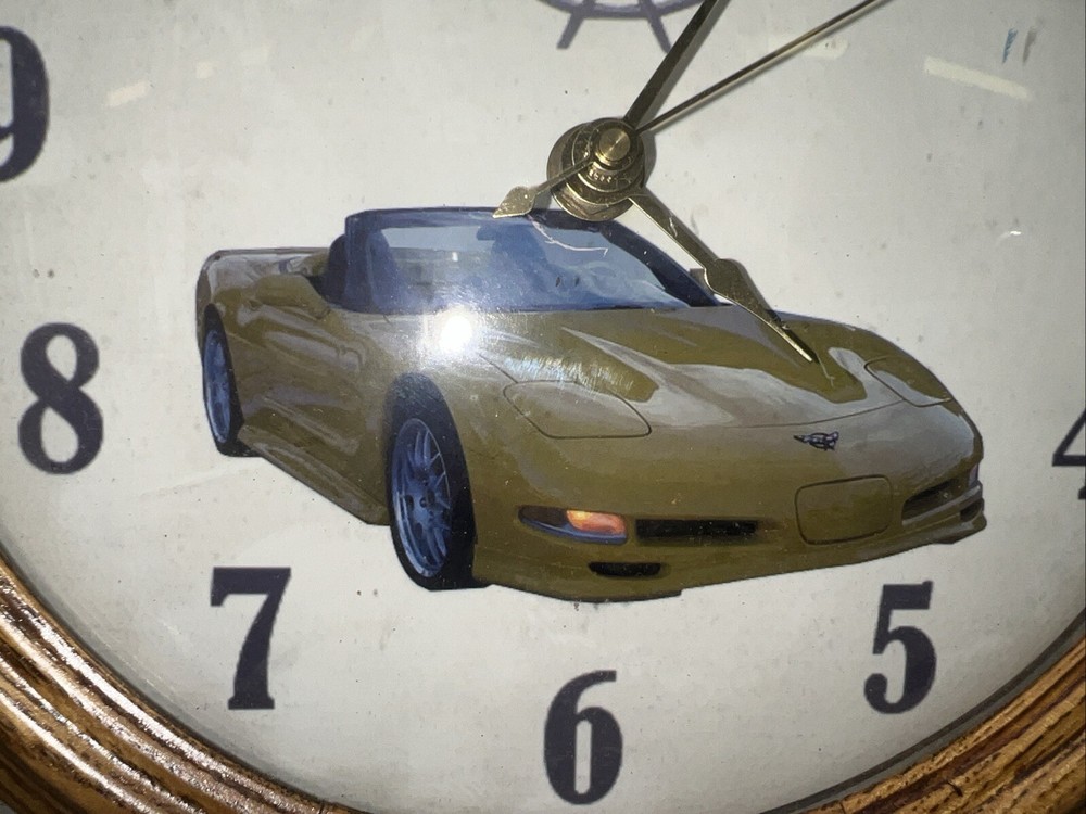 Corvette Round Wall Clock 9 ¼" Works