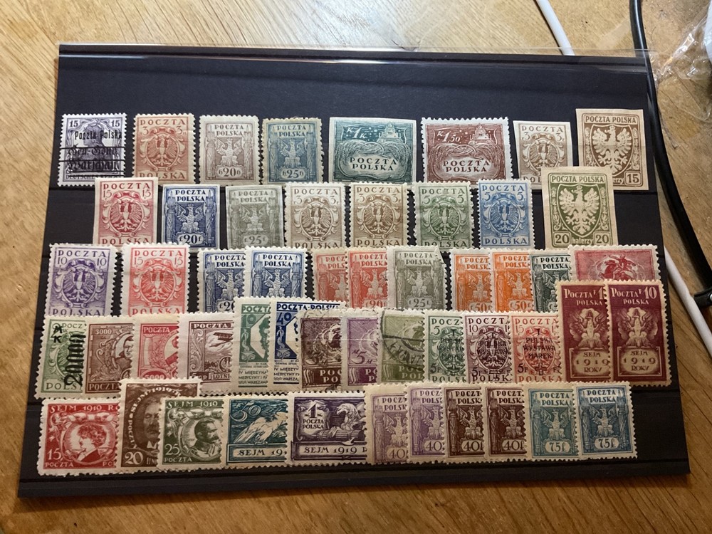 Poland mounted mint or used stamps B2001
