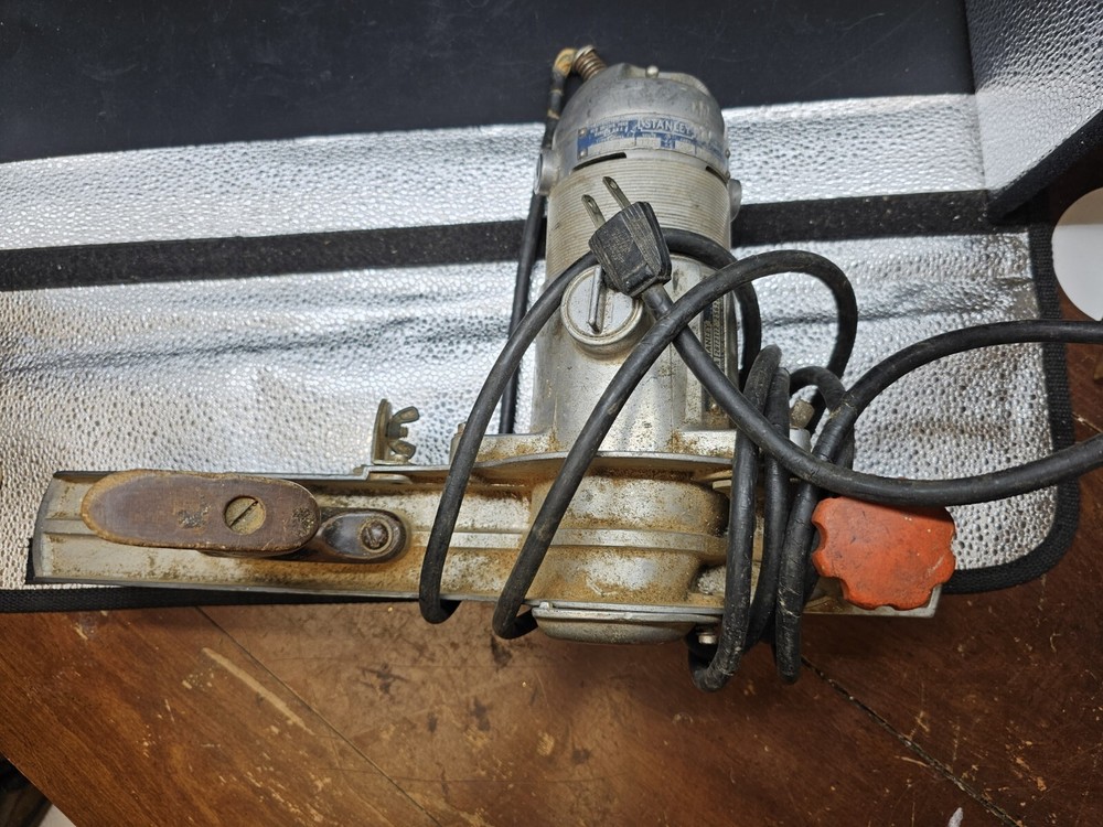 Stanley GA-H257-A Electric Power Planer  Works