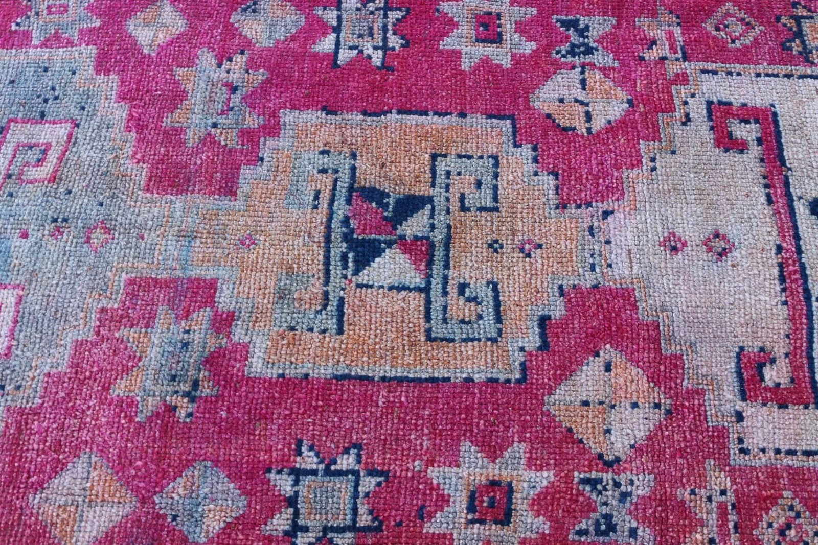 Turkish Rug, Runner 2,9x10,7 ft Rug, Herki Red Animal Print Rug