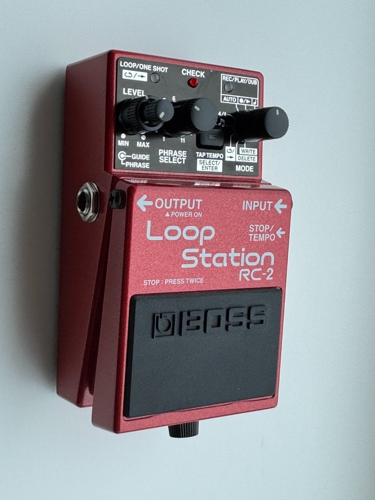 BOSS RC-2 Loop Station Effects Looper Pedal Loopstation RC2 w/ box & manual