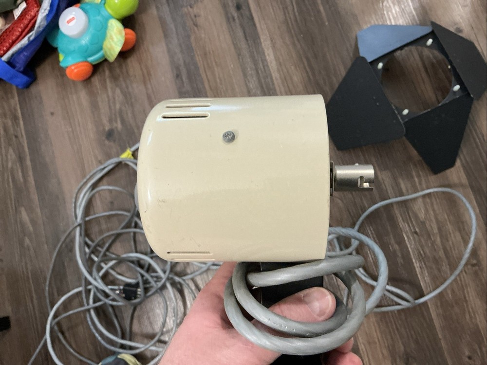 Ascorlight QC4 With Extra Cable And Barn Doors - NOT TESTED