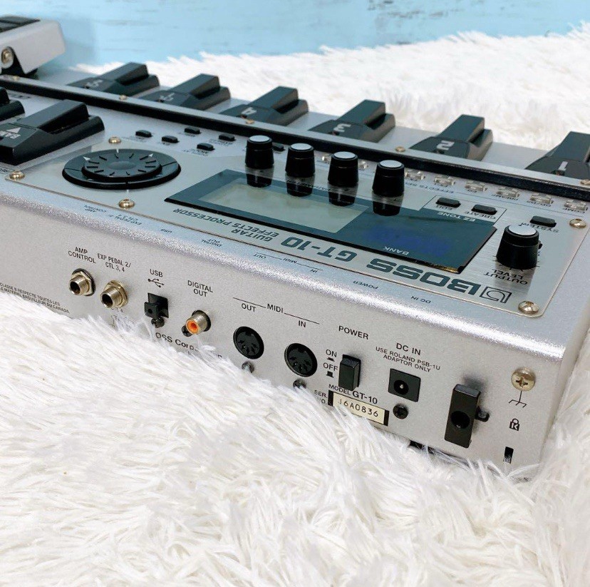 BOSS GT 10 guitar effects processor w/ box From Japan