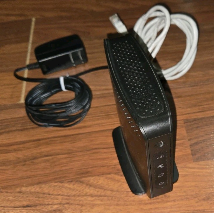 CISCO Microcell Wireless Cell Signal Booster model DPH-154 w Power + Cat 5 Cable