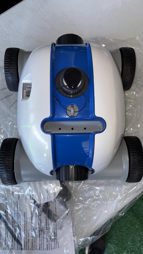 Cordless Robotic Pool Cleaner, Automatic Pool Vacuum with 60-90 Mins Working Tim