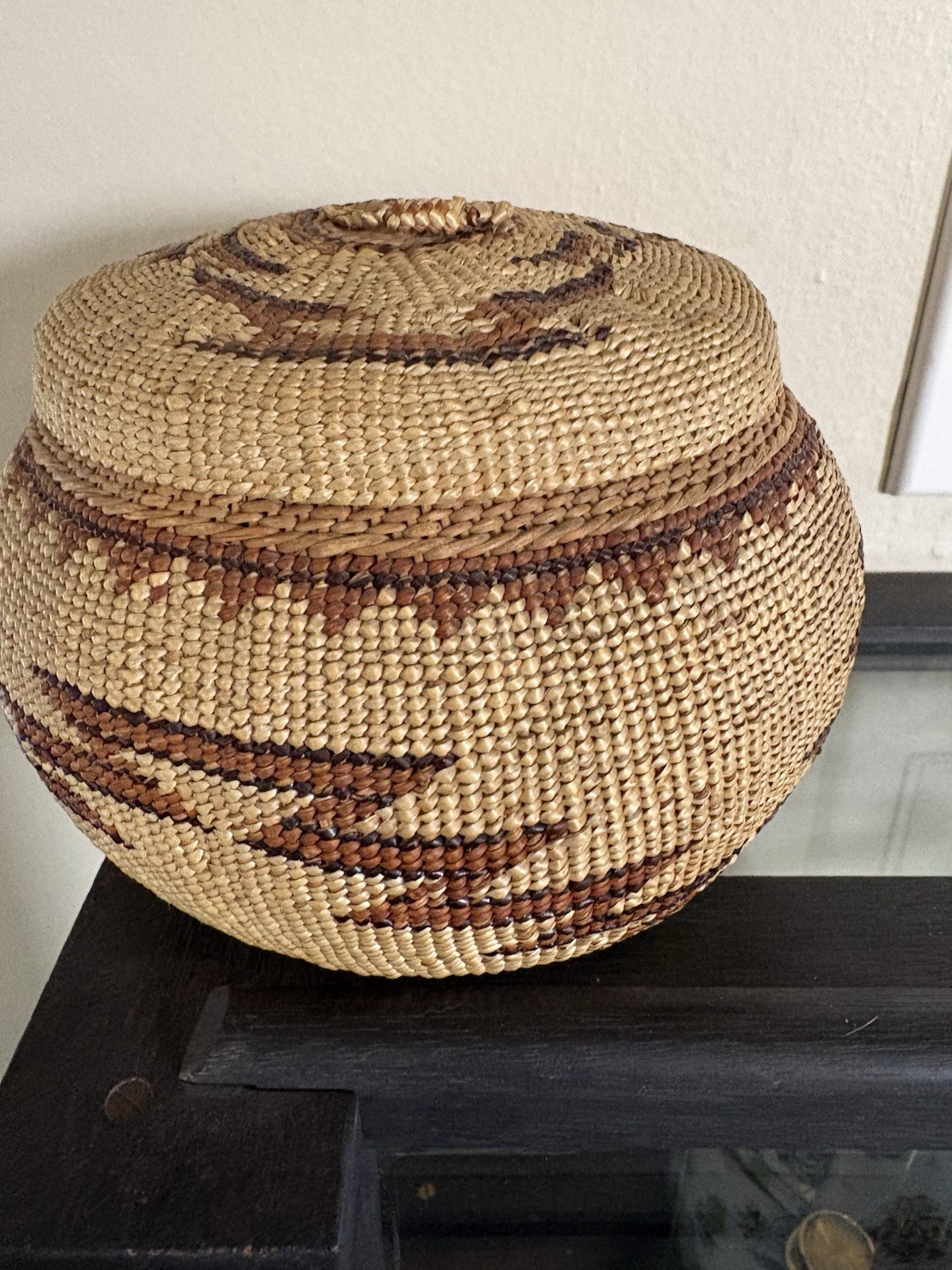 Yurok/Karuk Lidded Basket 4 1/2 x 6 1/2 Twinned Native American Museum Piece