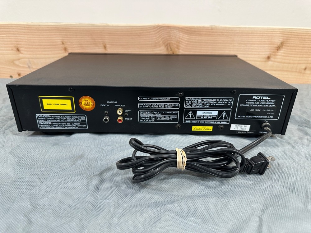 Rotel RCD-965BX Stereo Compact Disc CD Player Discrete HiFi **Read Description