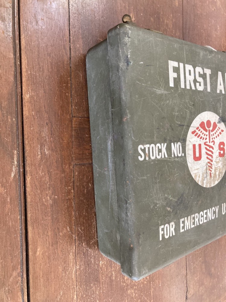 US Army First aid kit box | No. 9-221-240 Box Only