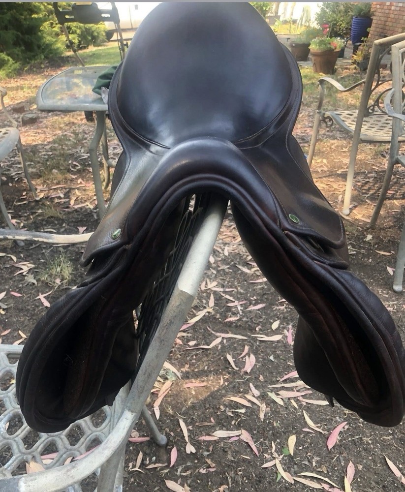 County Saddlery Solution H/J Jumping Saddle 17" Medium Tree