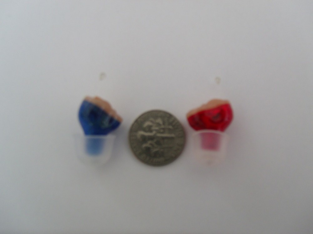 TWO TINY IN EAR CIC DIGITAL HEARING AMPLIFIER SMART CHIP 3 PROGRAMS NO TEST