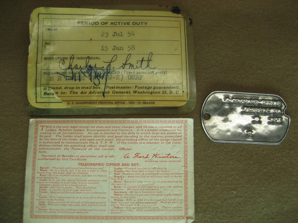 US ARMY MILITARY WWII DOG TAG CHARLES L SMITH T54 Savings Bond Plate & Old Paper