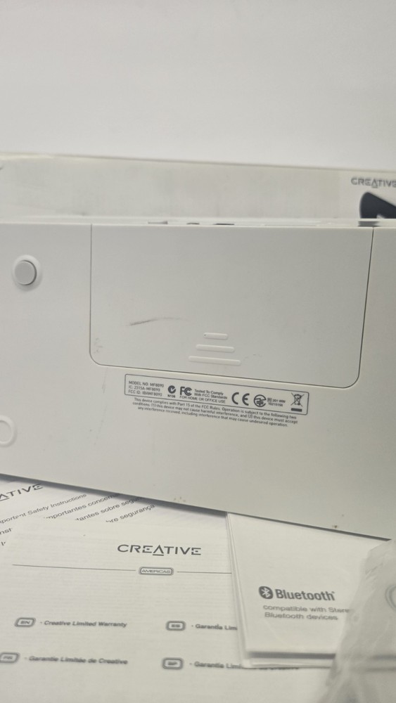 Creative D100 Bluetooth Wireless Speaker White - Portable Stereo Boxed & Tested