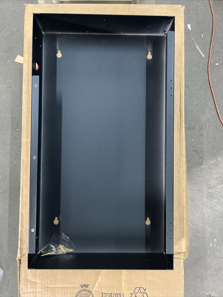 Peavey Wall Mount Amplifier's BOX ONLY 25x14x4