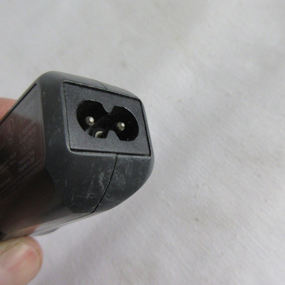 APC PNOTE PRO SURGE PROTECTOR NOTEBOOK 2 PRONT ADAPTER PNOTEPRO COMPUTER