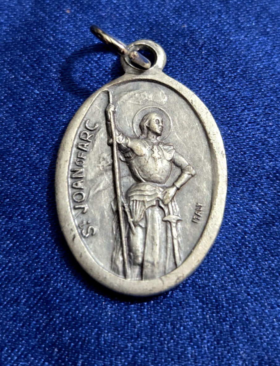 Vtg Saint Joan Of Arc Saint Medal Pendant