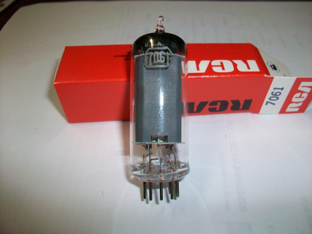 NOS RCA 7061 TUBE