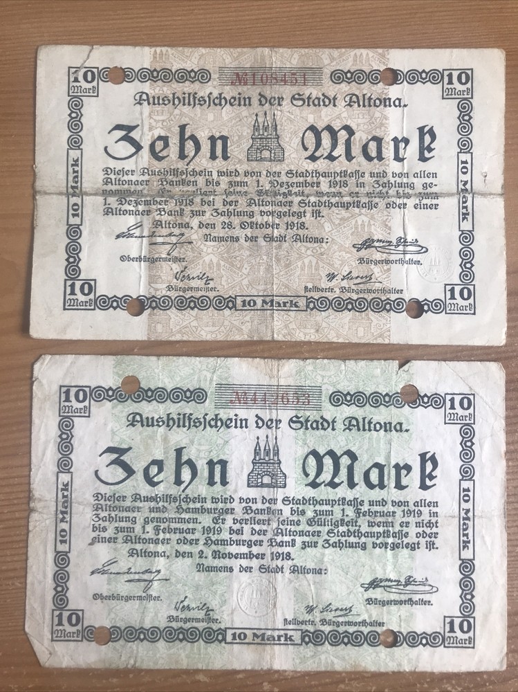 2 X Germany Notgeld Banknotes. 10 Mark. Dated 1918.