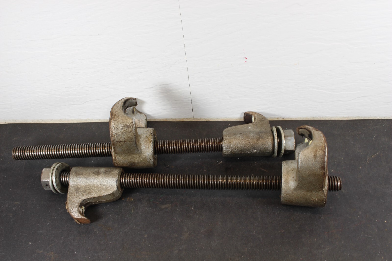 McPherson Strut Spring Compressor