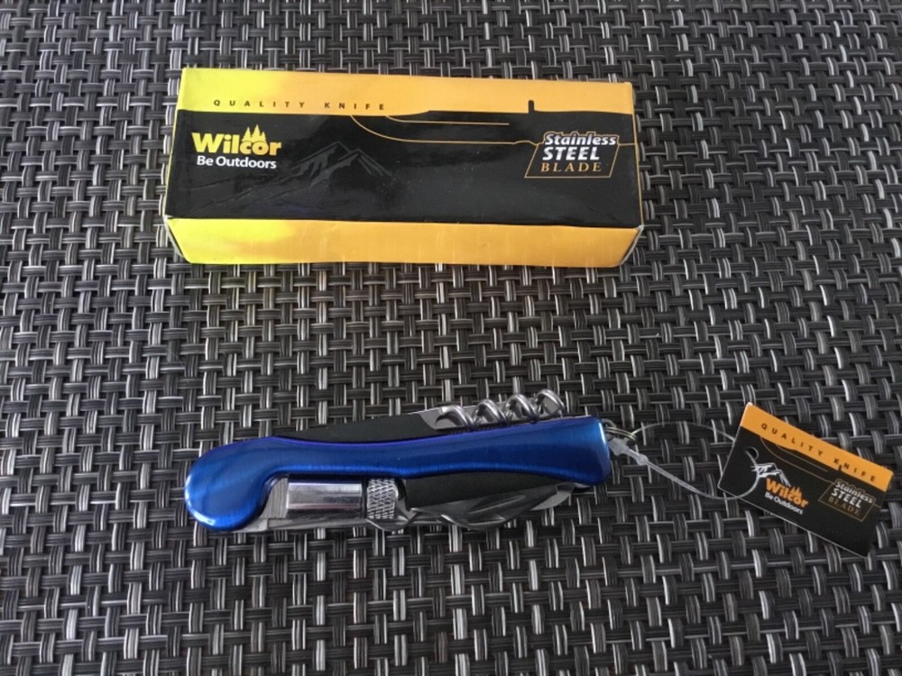 Wilcor multi tool pocket knife with light - blue