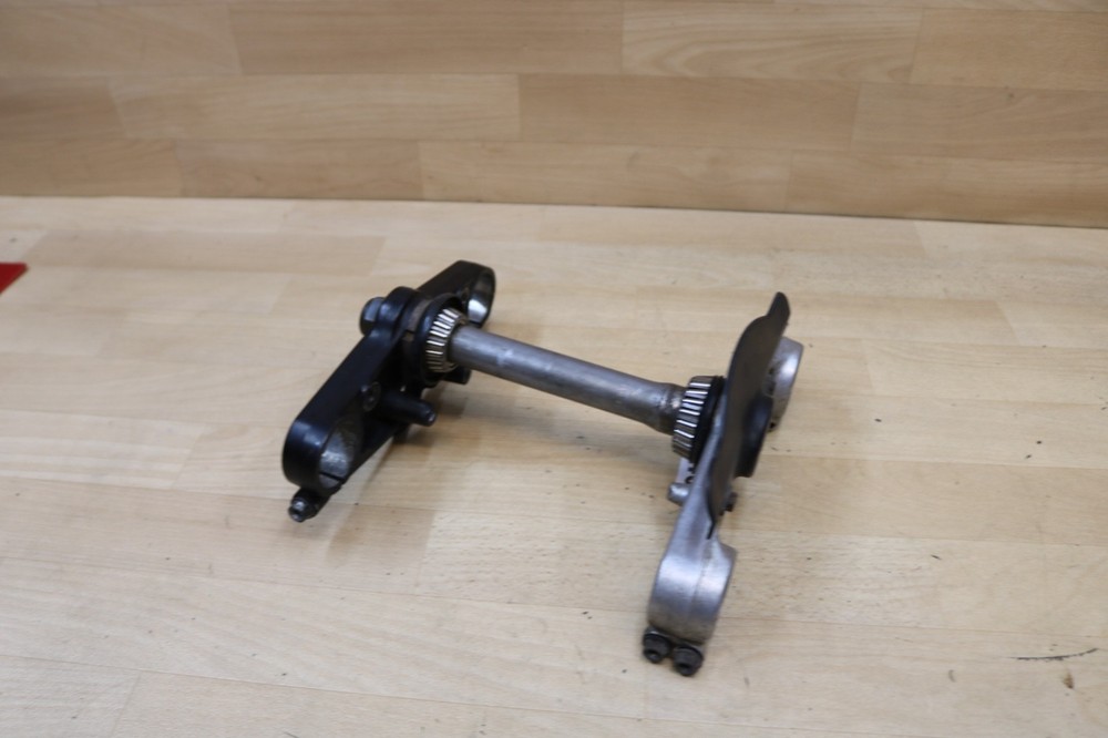 Suzuki RF 600 Fork Yokes Oem fits 1993 - 1997