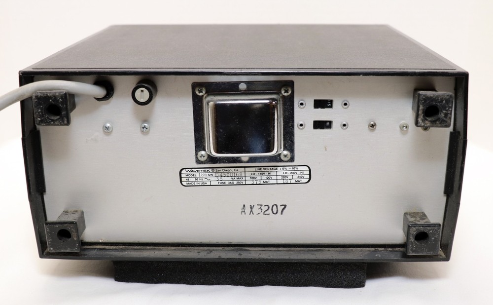 Vintage WAVETEK 5 MHz Phaselock Generator Model 186 Analog Function -G53