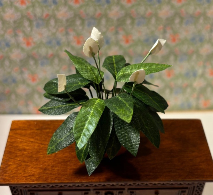 Dollhouse Miniature Peace Lily Handcrafted
