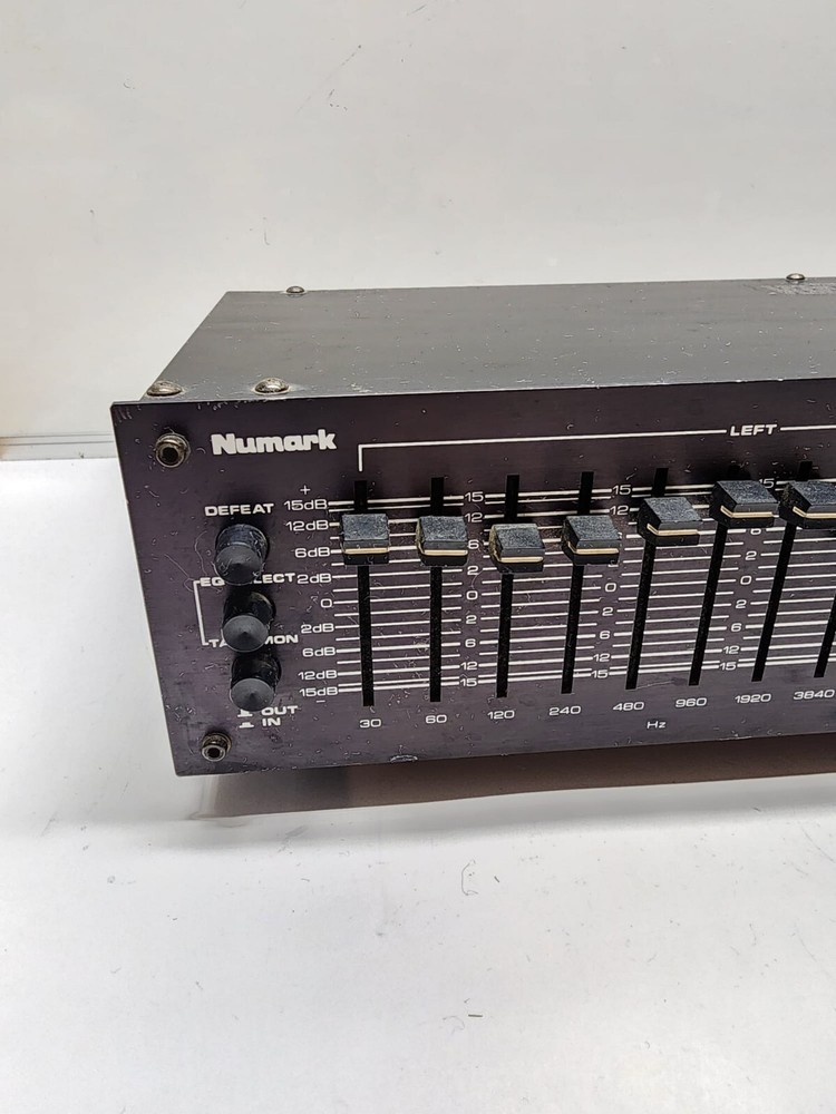 NUMARK EQ 2450 Sterio Frequency Equalizer