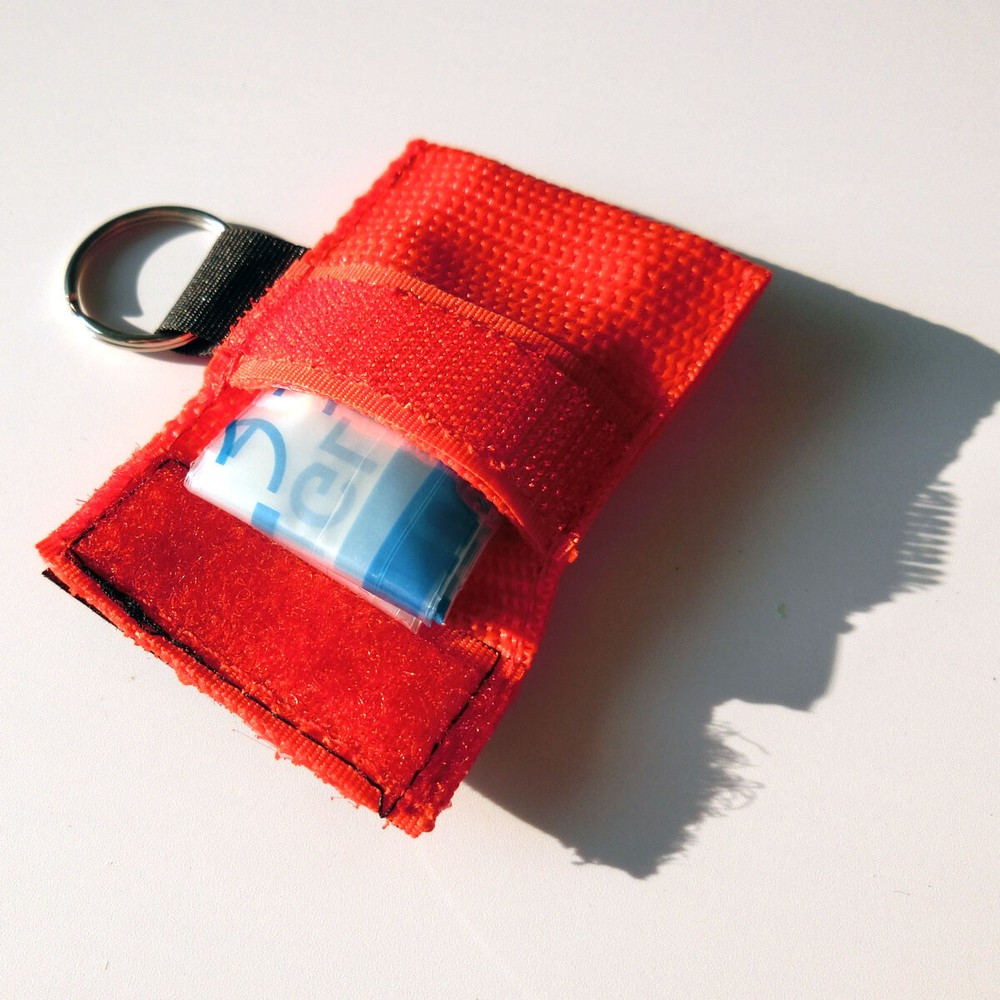 200 pcs First Aid CPR Mask CPR Face Shield CPR 30:2 Training Red