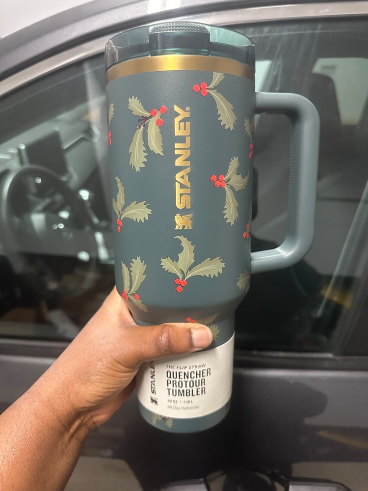 Stanley Holiday Botanical Protour BNWT 40oz