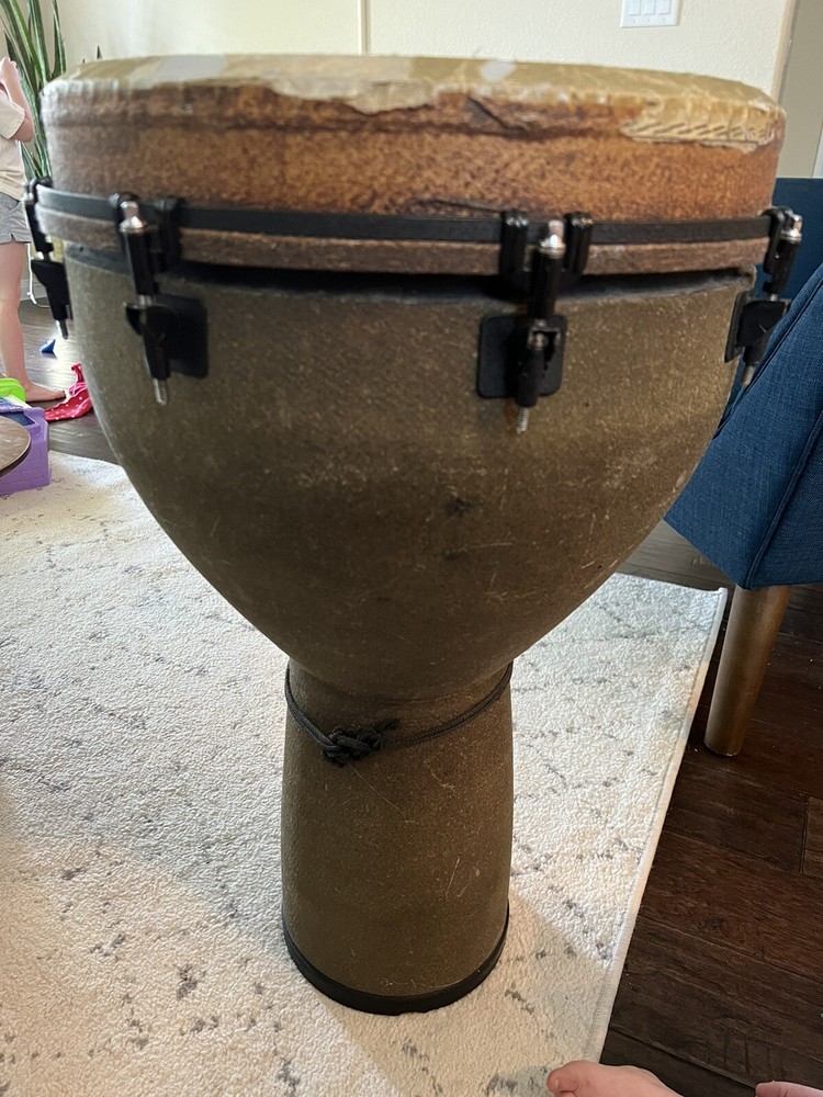 remo djimbe 16” drum