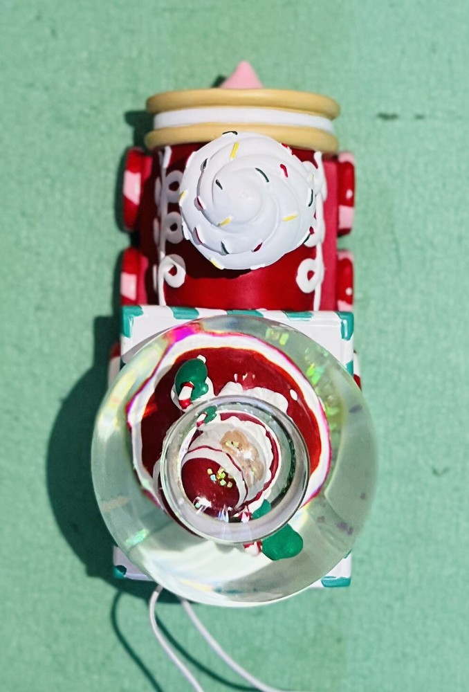 2013 Hallmark All Aboard Christmas Snow Globe Train with Tag, HTF