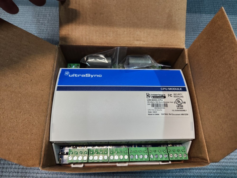 Interlogix UM-5000-CPU UltraSync 500 Zone Modular Hub