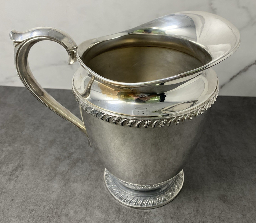 Wm Rogers Vintage Avon #3617 Silverplate Water Pitcher with rope trim