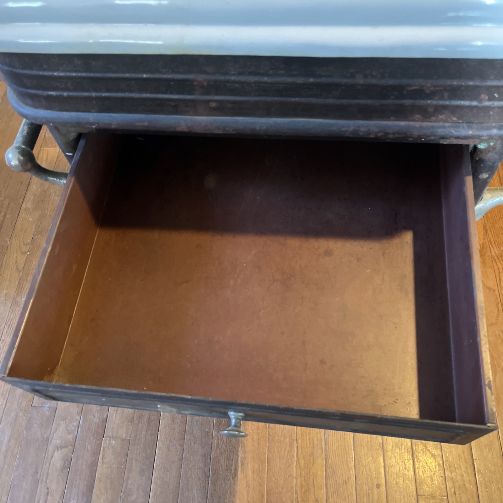 Shock Therapy McIntosh Polysine Generator Quck Medical Device And 4 Drawer Stand