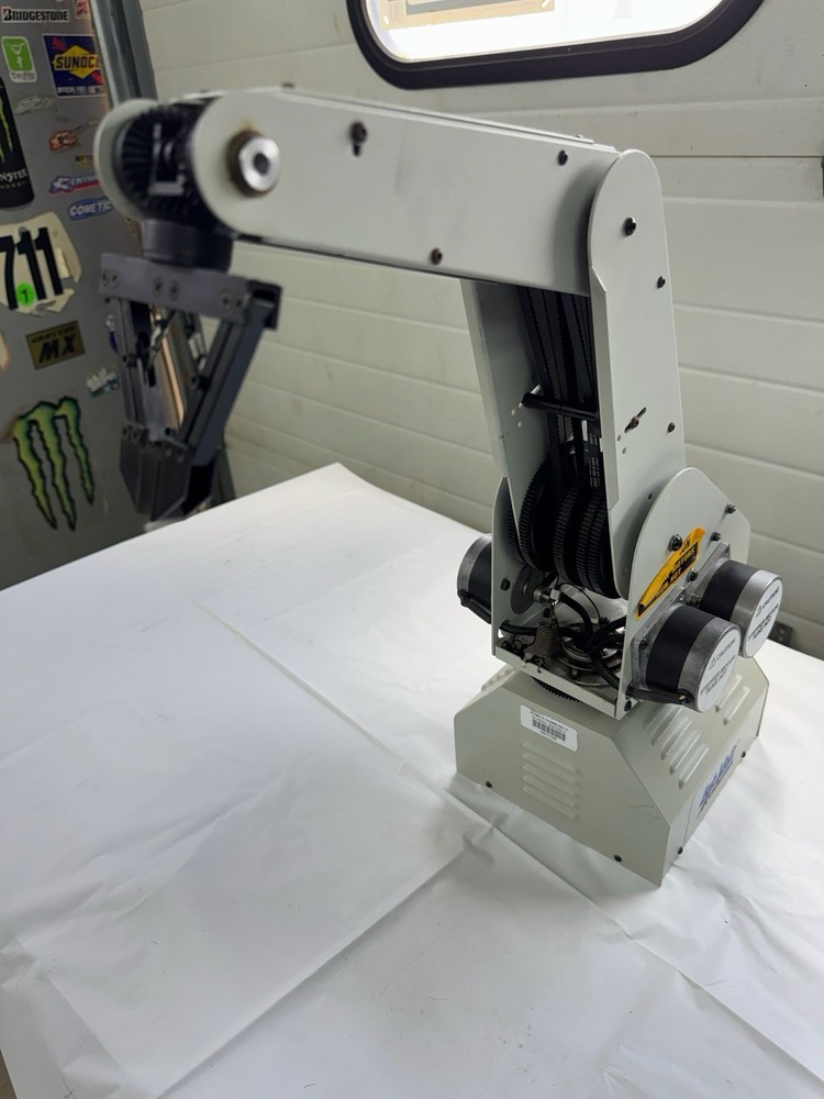 Lab-Volt Automation 5150 A0 Servo Robot Training System