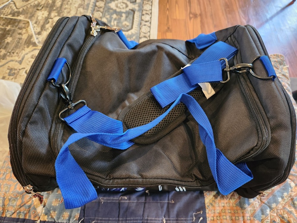 Invicta Kuru Co Arise Duffle Bag, NWOT