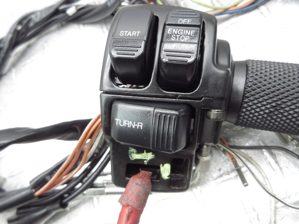 2000 Harley Davidson Road Glide FLTRI Left Right Handle Switch Throttle Control