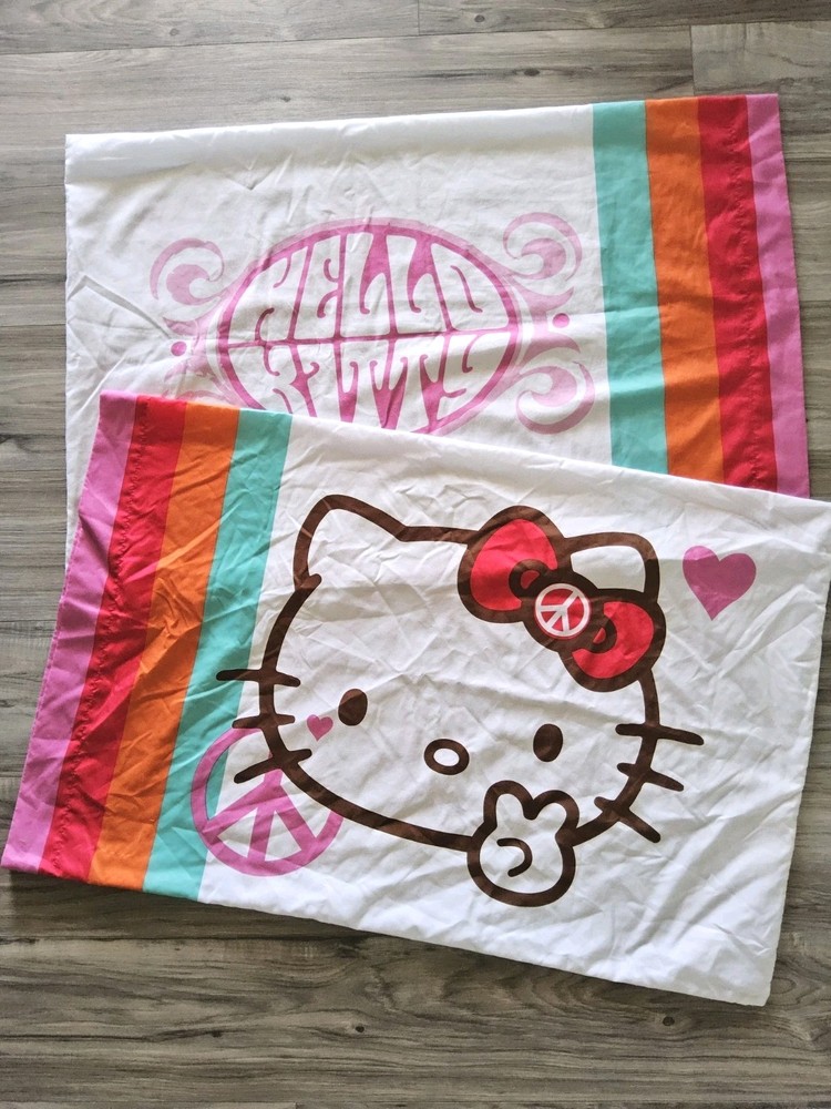 Hello Kitty Sanrio 2 Pillowcases Standard Two-sided Peace