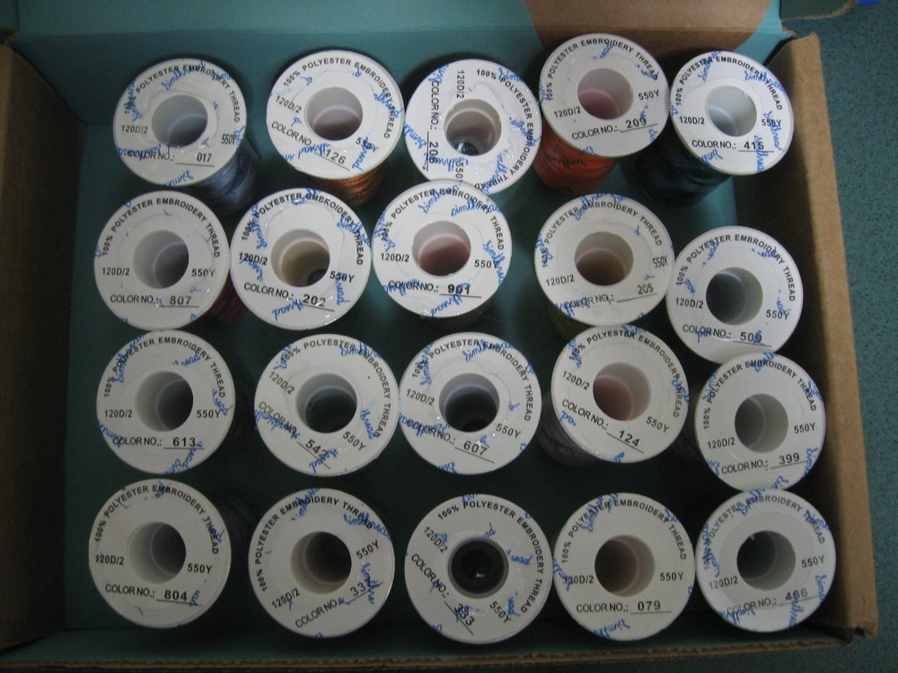 New Simthread 100% Polyester/Machine Embroidery Thread lot of 20 Spools