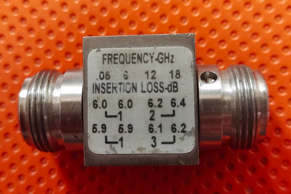 1pcs KEYSIGHT11636A power divider, frequency range DC-18GHz