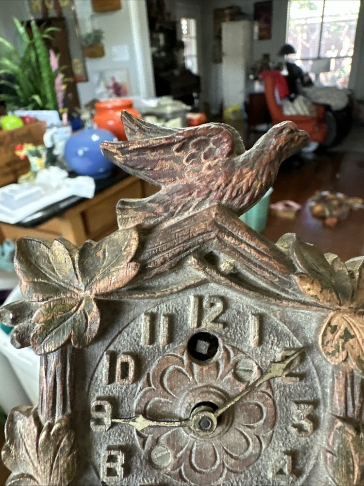 Antique August C Keebler Small 5" Wall Clock untested (NO KEY) Pinecone Weights