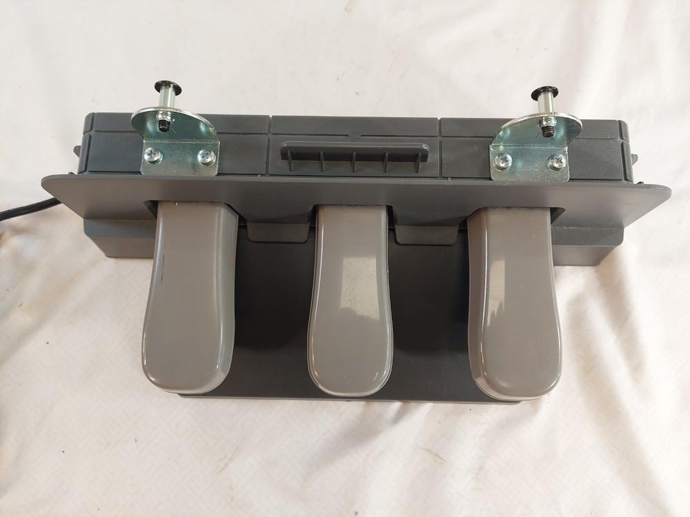 Yamaha Keyboard LP-5A Foot Pedal