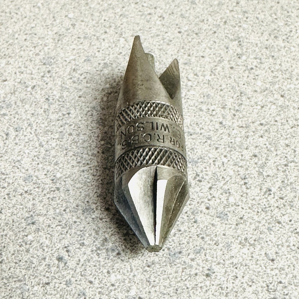 RCBS DEBURRING TOOL: 17 TO 45 CALIBER BY L. E. WILSON IN RCBS BOX